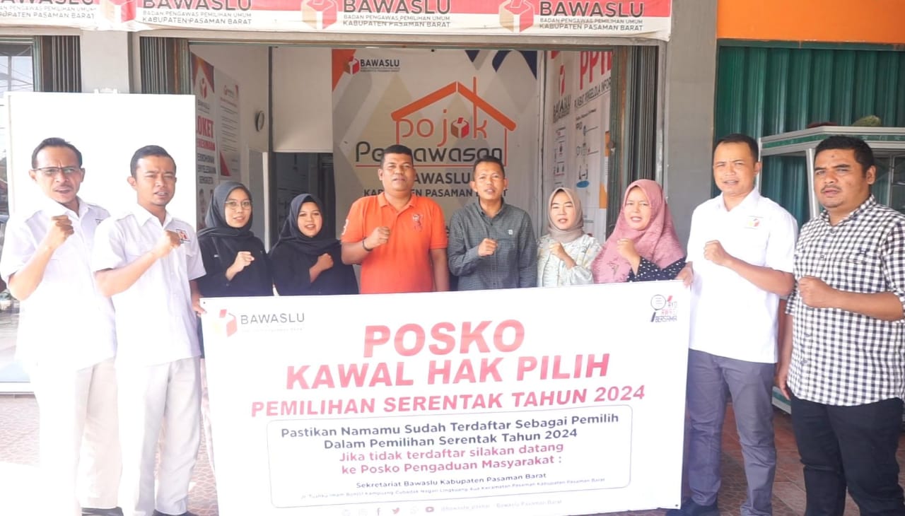 Bawaslu Kabupaten Pasaman Barat launching Posko Kawal Hak Pilih di Kantor Bawaslu Kabupaten Pasaman Barat,Rabu. (26/06)