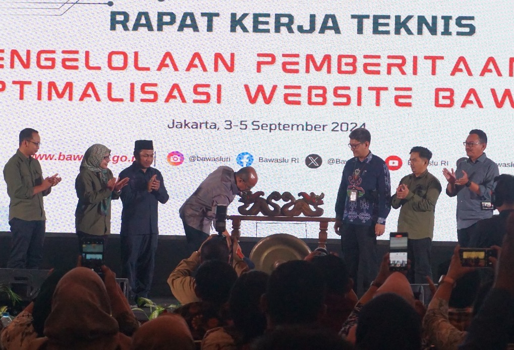 Pembukaan Kegiatan Rapat Kerja Teknis Pengelolaan Pemberitaan dan Optimalisasi Website Bawaslu, Jakarta. 3/5/2024