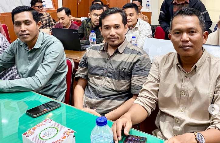 Bawaslu Kabupaten Pasaman Barat dalam rangka memperkuat tata kelola informasi publik yang transparan, akuntabel, dan profesional, Pimpinan  menghadiri kegiatan Penguatan Kelembagaan dalam rangka Evaluasi Pengisian Kuesioner Pasca Masa Sanggah E-Monev Komisi Informasi Sumatera Barat Tahun 2025. Acara ini diselenggarakan di Kantor Bawaslu Provinsi Sumatera Barat pada 5–7 September 2025 dan dihadiri oleh seluruh Bawaslu kabupaten/kota se-Sumatera Barat.