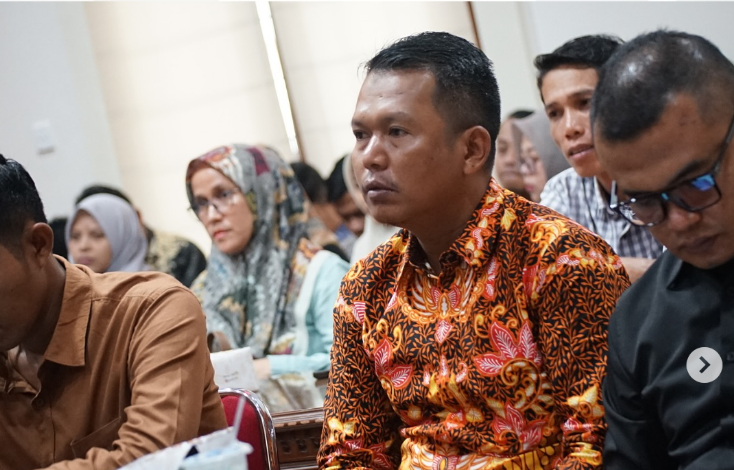  Bawaslu Kabupaten Pasaman Barat menghadiri kegiatan Penguatan Kelembagaan yang digelar oleh Bawaslu Provinsi Sumatera Barat dengan tema “Survei Kepuasan Masyarakat terhadap Lembaga Pengawas Pemilu di Provinsi Sumatera Barat” (25/9).