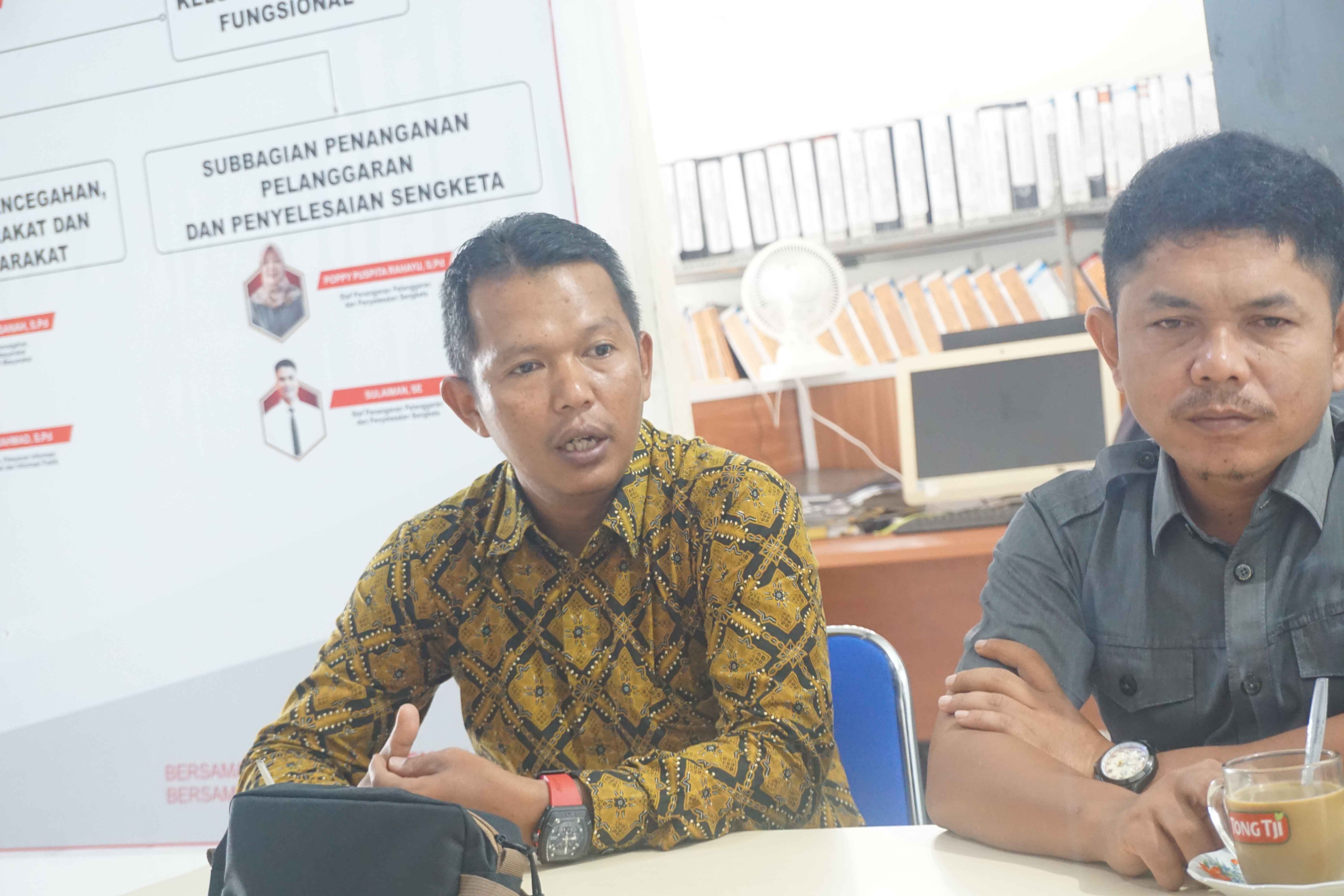 PERKUAT LAYANAN, TINGKATKAN KEPERCAYAAN PUBLIK: BAWASLU PASBAR REVIEW SURVEI KEPUASAN MASYARAKAT