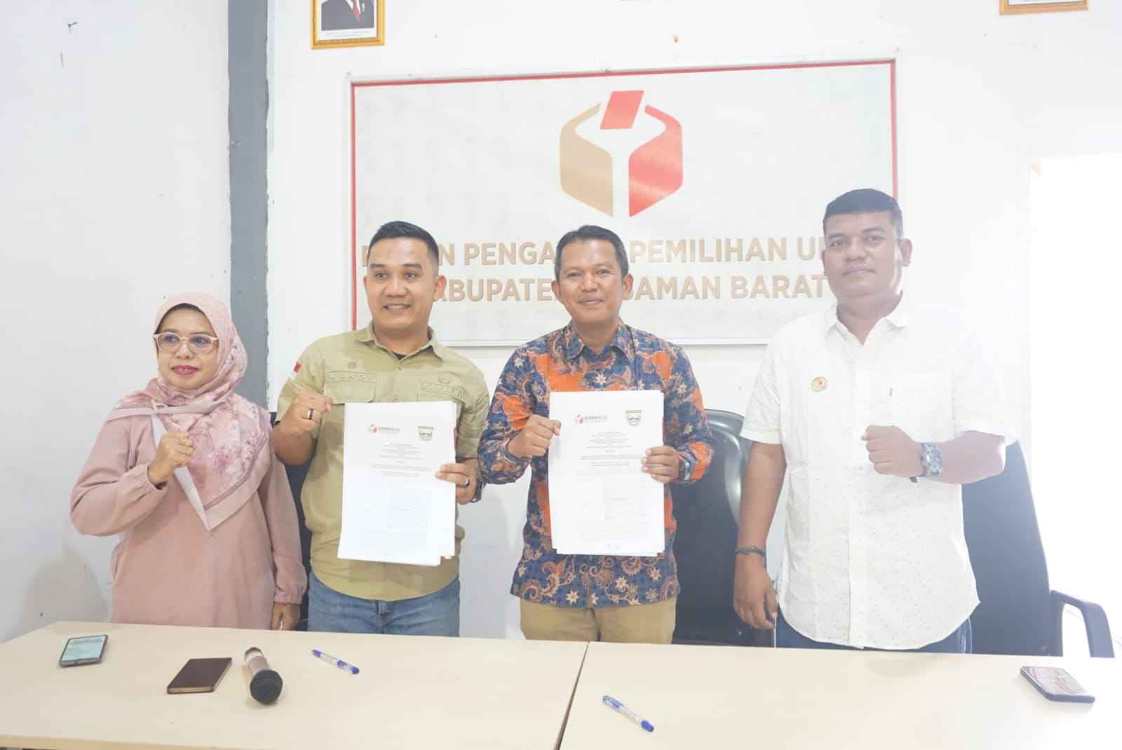 Bawaslu Kabupaten Pasaman Barat dan Dinas Sosial Tandatangani Nota Kesepahaman, bersinergi wujudkan pengawasan PDPB yang lebih kuat dan inklusif 