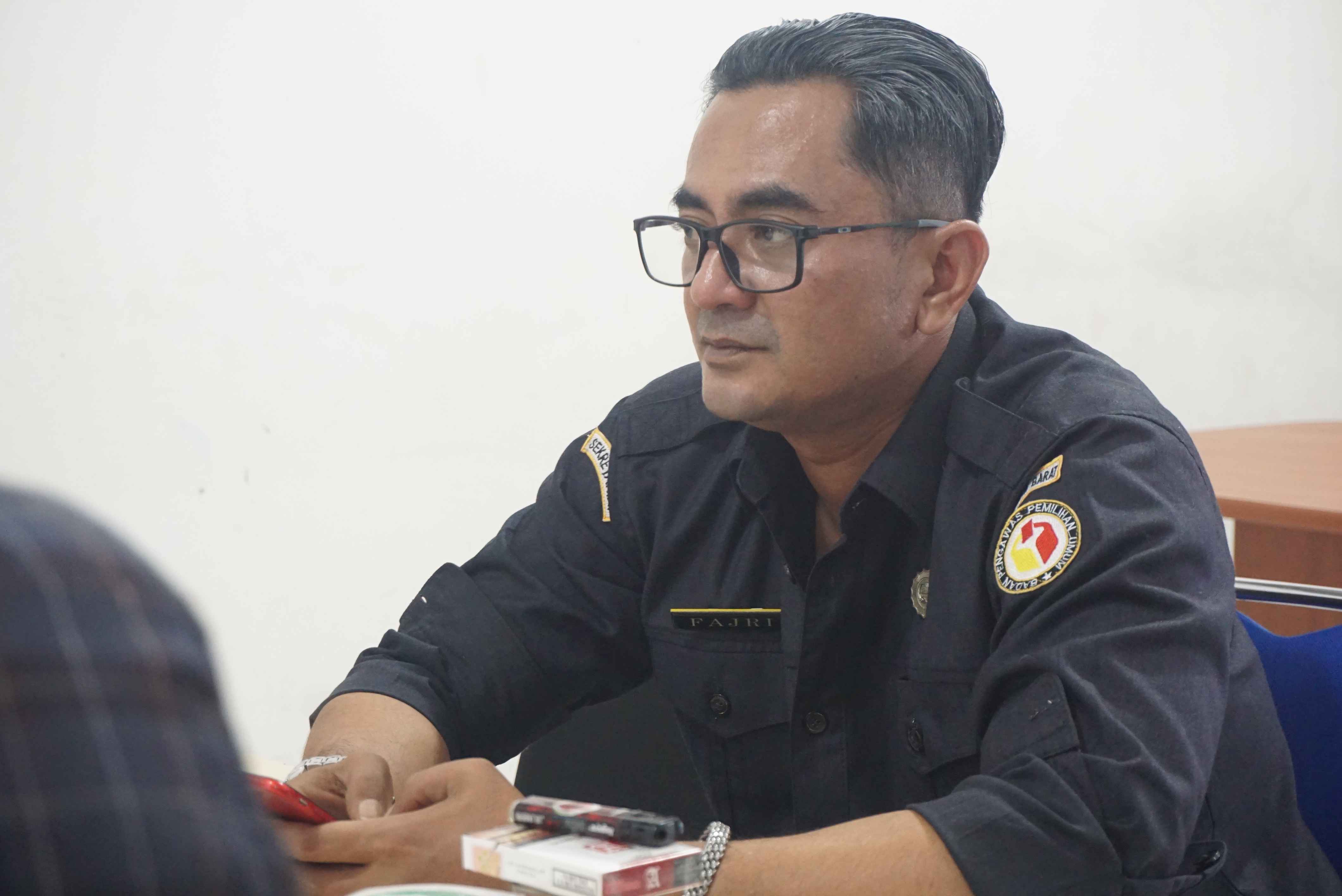 Plt kepala sekretariat Bawaslu Kabupaten Pasaman Barat Maityus Fajri