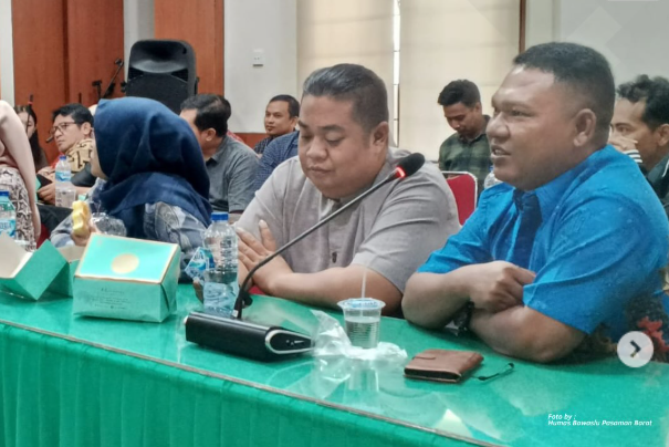 anggota Bawaslu Kabupaten Pasaman Barat Laurencius Simatupang 