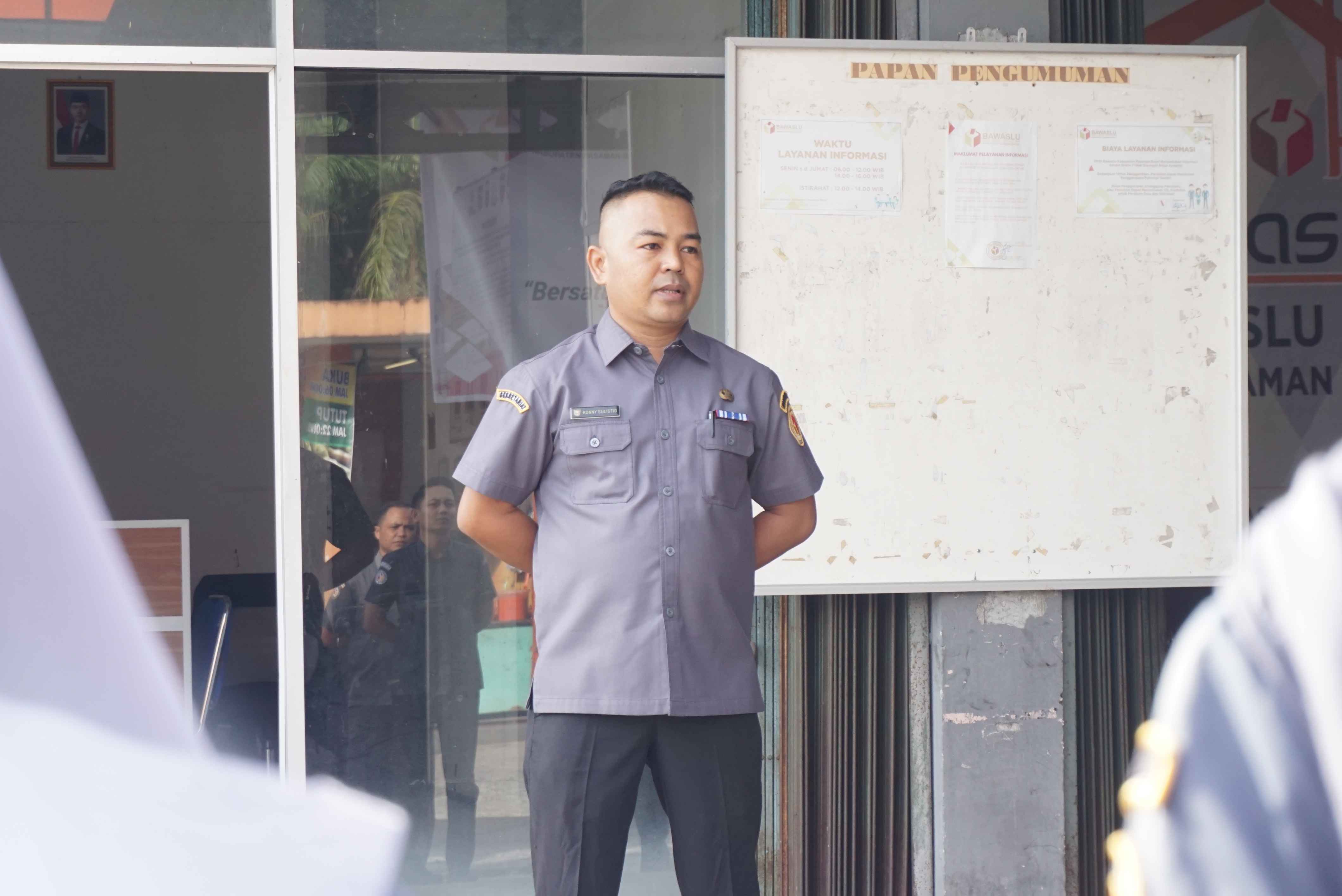Plh. Kepala Sekretariat Bawaslu Kabupaten Pasaman Barat Ronny Sulistio