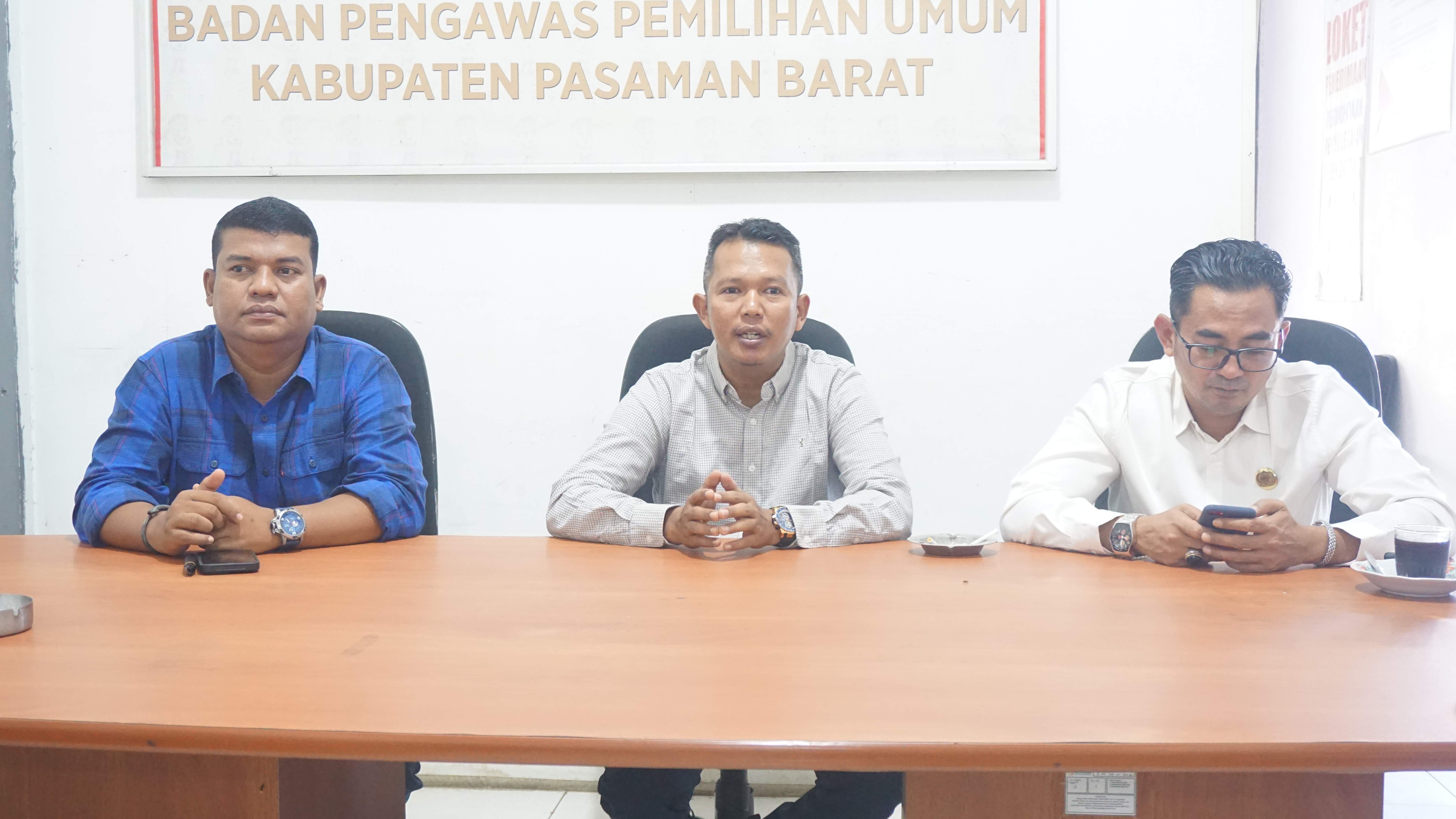 Foto Kegiatan simulasi pembuatan formulir model A