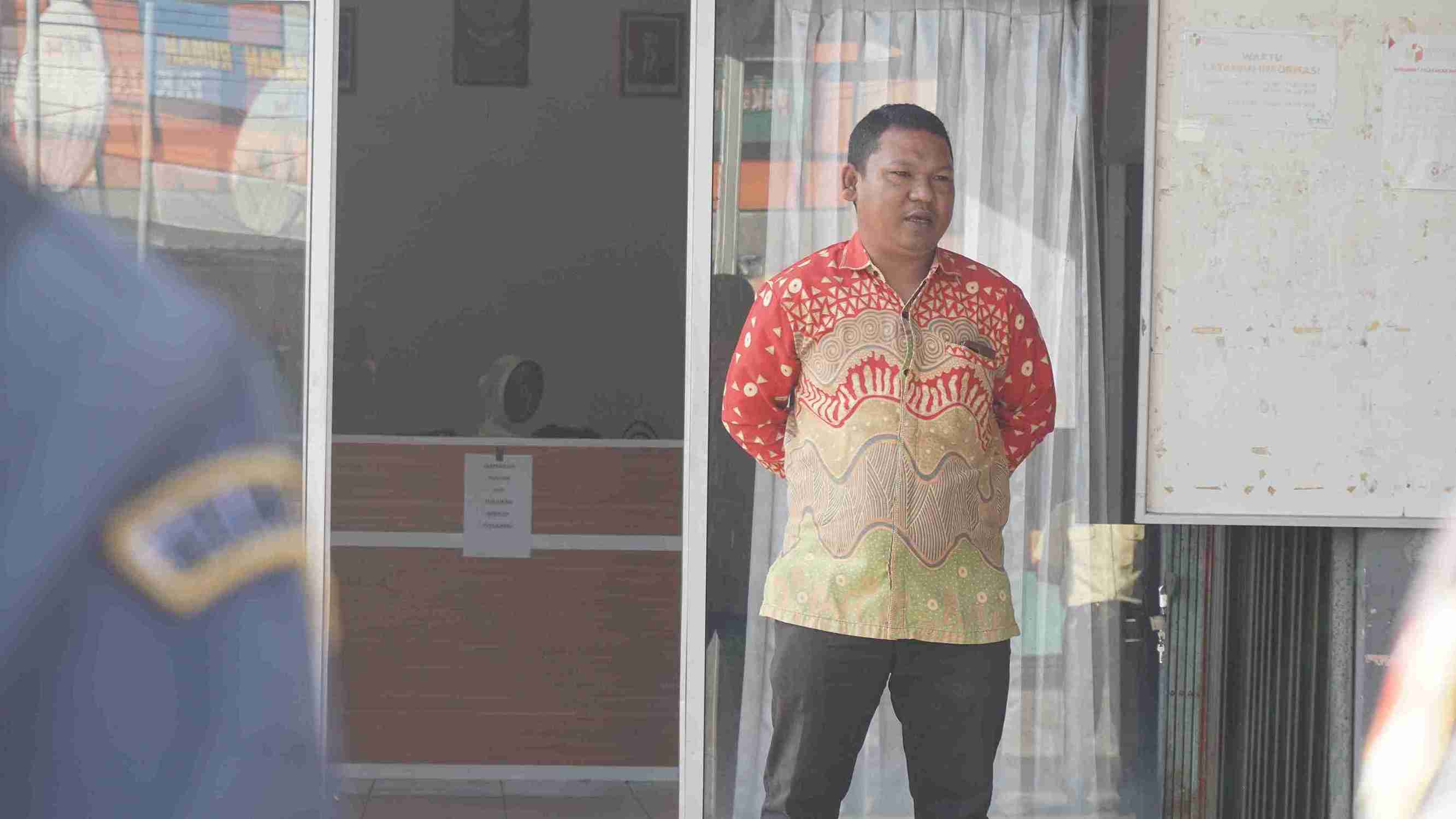 Anggota Bawaslu Laurencius Simatupang pimpin apel pagi 