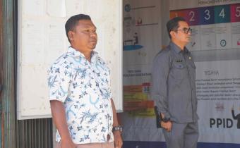 Apel Pagi rutin pada Senin (14/04/2025) di lingkungan kantor Bawaslu Kabupaten Pasaman Barat