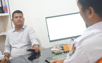 Bawaslu Kabupaten Pasaman Barat koordinasi dengan Komisi Pemilihan Umum (KPU) Kabupaten Pasaman Barat dalam rangka membahas proses Penyusunan Daftar Pemilih Berkelanjutan (DPB), Senin. 16/06/2025