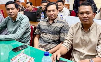 Bawaslu Kabupaten Pasaman Barat dalam rangka memperkuat tata kelola informasi publik yang transparan, akuntabel, dan profesional, Pimpinan  menghadiri kegiatan Penguatan Kelembagaan dalam rangka Evaluasi Pengisian Kuesioner Pasca Masa Sanggah E-Monev Komisi Informasi Sumatera Barat Tahun 2025. Acara ini diselenggarakan di Kantor Bawaslu Provinsi Sumatera Barat pada 5–7 September 2025 dan dihadiri oleh seluruh Bawaslu kabupaten/kota se-Sumatera Barat.