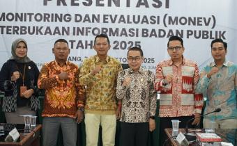 BAWASLU KABUPATEN PASAMAN BARAT SIAP WUJUDKAN KETERBUKAAN INFORMASI PUBLIK MELALUI PRESENTASI MONEV 2025I